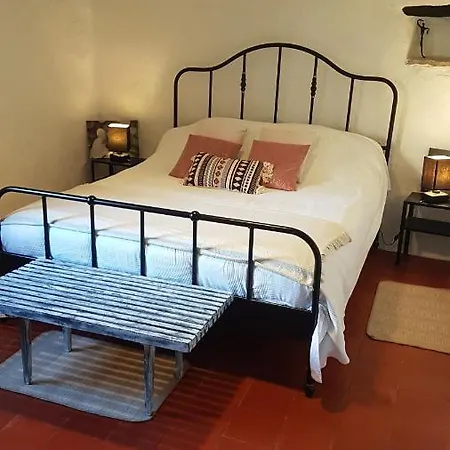 Le Montadou Montan Apartment